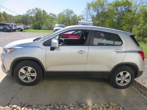 Used 2019 Chevrolet Trax LS image 4