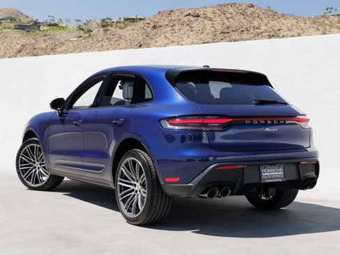 New 2026 Porsche Macan image 3