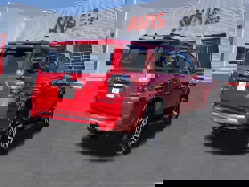 Used 2024 Toyota 4Runner TRD Off-Road Premium image 6
