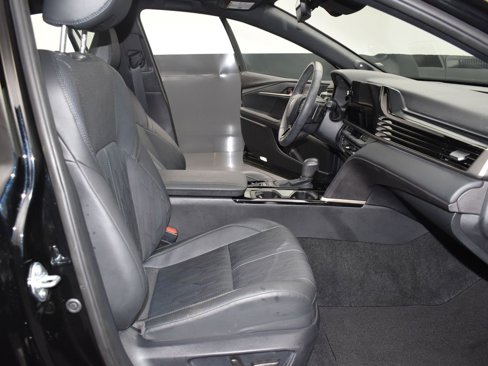 Used 2025 Toyota Camry XSE image 24