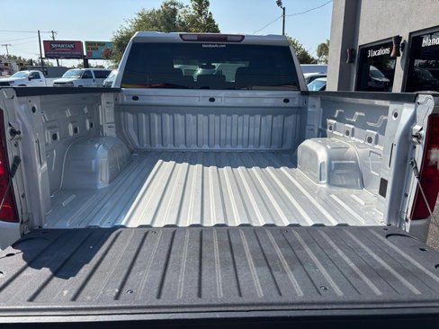 Used 2022 Chevrolet Silverado 1500 LT image 23