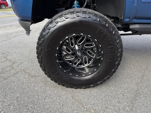Used 2018 Chevrolet Silverado 1500 LT w/ All Star Edition image 16