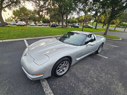 Used 2002 Chevrolet Corvette Z06 w/ Memory Pkg image 8