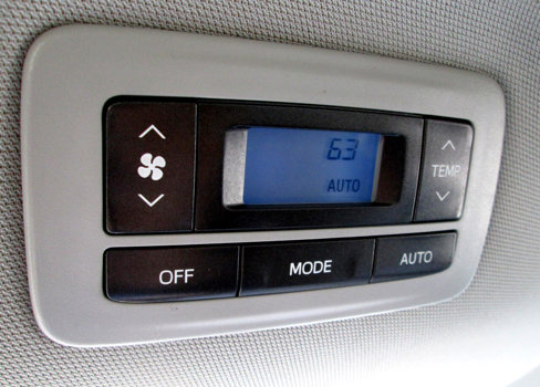 Used 2019 Toyota Sienna LE image 23