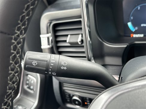 New 2025 Ford F250 Lariat image 24