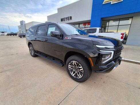 New 2025 Chevrolet Suburban Z71 w/ Z71 Off-Road Package image 2
