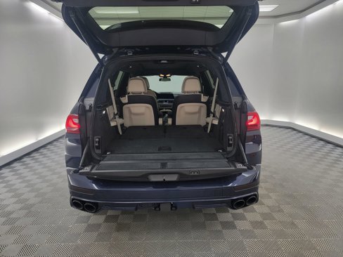 Used 2021 BMW ALPINA XB7 image 11