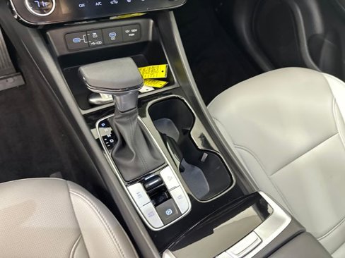 Certified 2025 Hyundai Santa Cruz SEL image 20