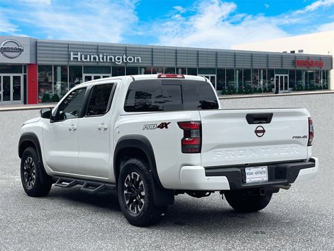 Certified 2023 Nissan Frontier PRO-4X w/ Technology Package image 8