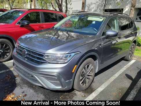 Used 2023 Volkswagen Tiguan S image 2