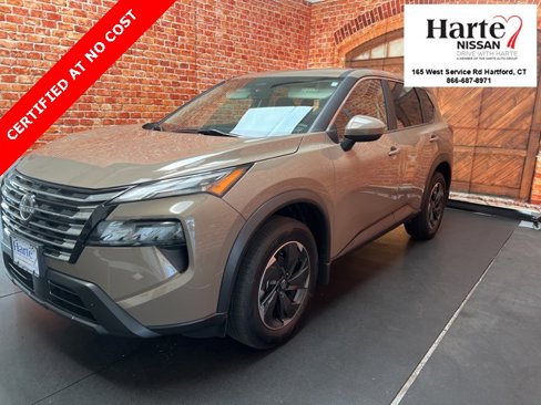 Used 2024 Nissan Rogue SV image 6