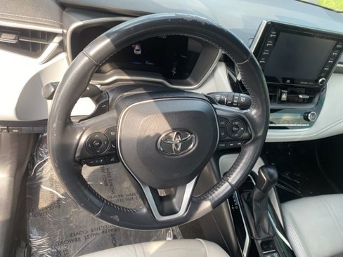 Used 2019 Toyota Corolla XSE image 12