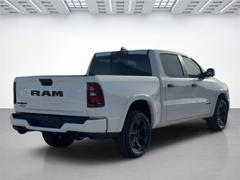 New 2026 RAM 1500 2WD Crew Cab image 3