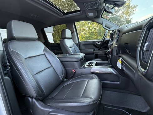 Used 2019 Chevrolet Silverado 1500 LTZ w/ LTZ Premium Package image 17