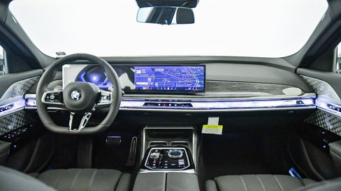 New 2026 BMW 760i xDrive w/ Executive Package image 15