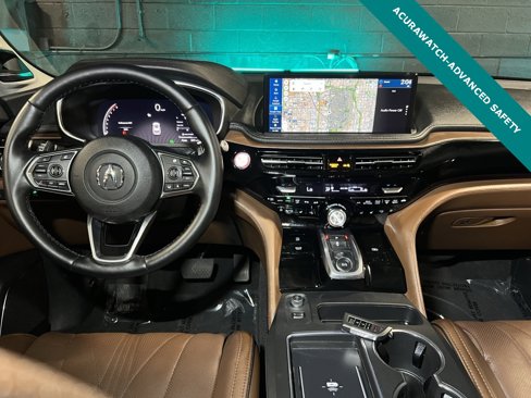 Used 2025 Acura MDX w/ Advance Package image 2