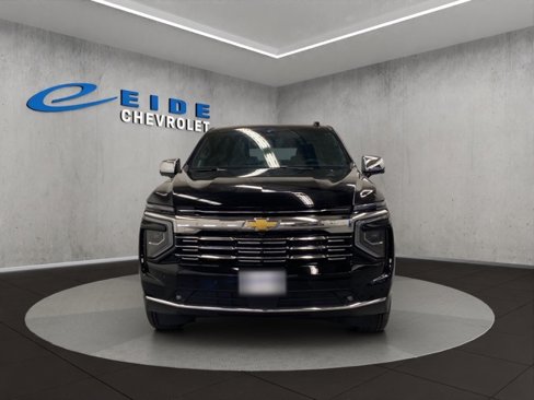 New 2026 Chevrolet Suburban Premier image 8