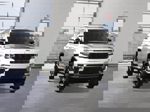 New 2025 Jeep Grand Cherokee Limited image 8