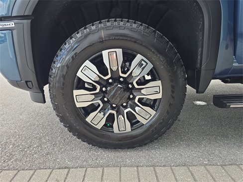 New 2026 GMC Sierra 2500 Denali w/ Denali Reserve Package image 30