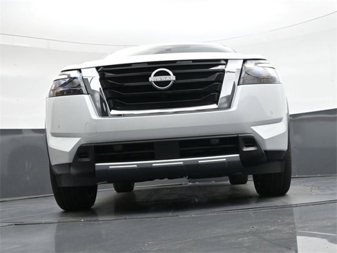 New 2025 Nissan Pathfinder Platinum image 37