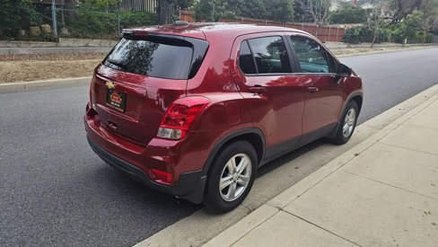 Used 2021 Chevrolet Trax LS w/ Tint and Cruise Package image 5
