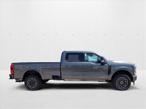 New 2026 Ford F350 Platinum image 4