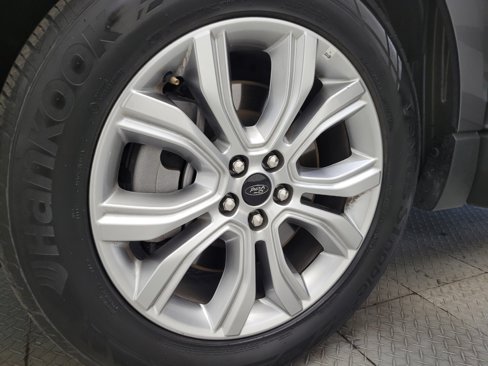 Used 2024 Ford Edge Titanium image 31