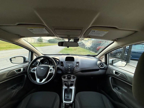 Used 2016 Ford Fiesta SE image 25