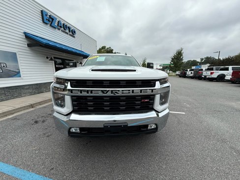 Used 2023 Chevrolet Silverado 2500 LT w/ Convenience Package image 3