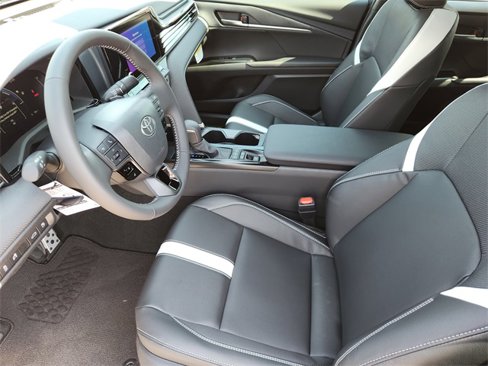 New 2026 Toyota Camry SE image 9