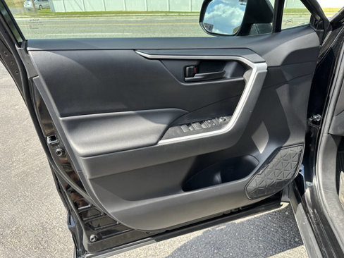 Used 2023 Toyota RAV4 LE image 20