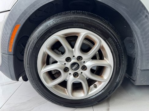 Used 2014 MINI Cooper 2-Door Hardtop image 7