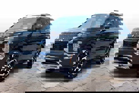 New 2025 Mitsubishi Outlander SEL image 2