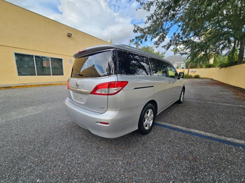 Used 2016 Nissan Quest SV image 3