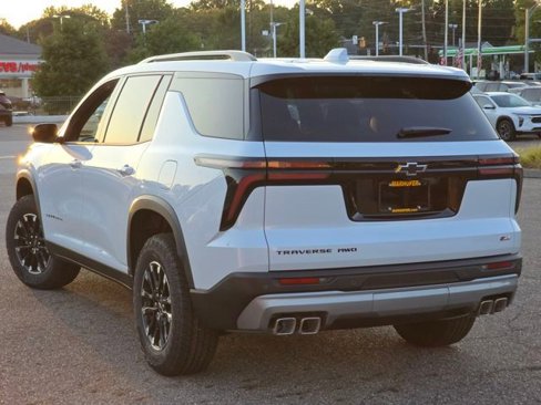 New 2026 Chevrolet Traverse Z71 w/ Driver Confidence Package image 21