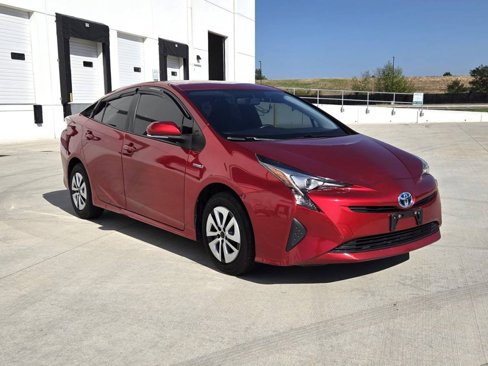 Used 2016 Toyota Prius Two image 3