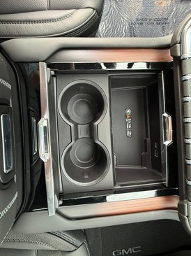 New 2026 GMC Yukon Denali w/ Denali Reserve Package image 26