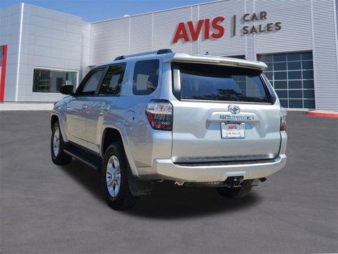 Used 2024 Toyota 4Runner SR5 Premium image 9