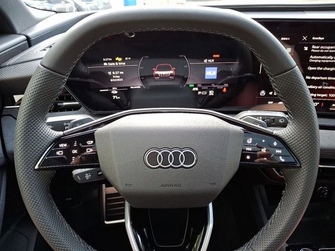 New 2025 Audi SQ6 e-tron Prestige image 16