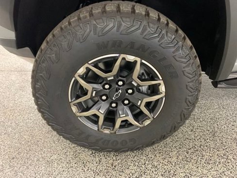 New 2026 Chevrolet Colorado ZR2 w/ Technology Package image 17