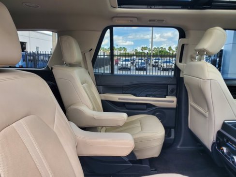 Certified 2022 Ford Expedition Platinum image 33