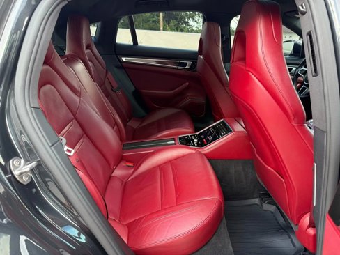 Used 2018 Porsche Panamera 4S image 53