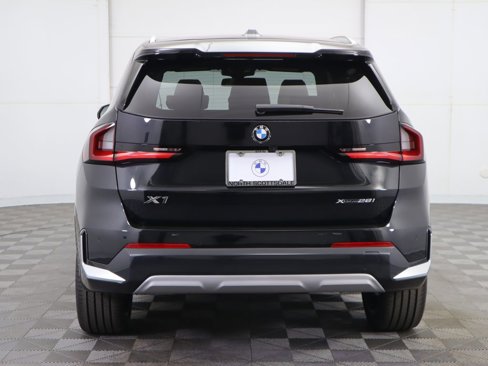 Used 2025 BMW X1 xDrive28i w/ Technology Package image 7