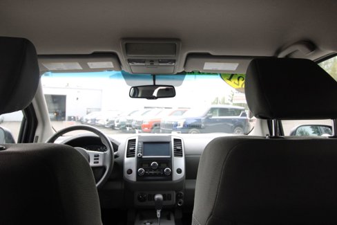 Used 2021 Nissan Frontier SV image 15