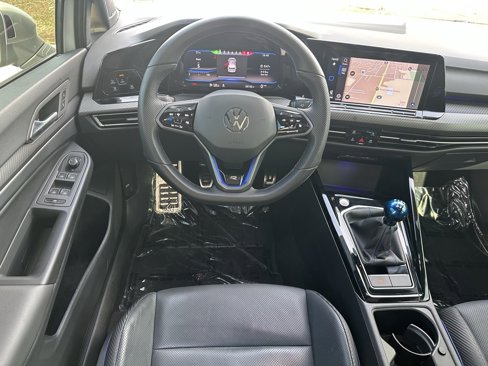 Used 2023 Volkswagen Golf R image 2