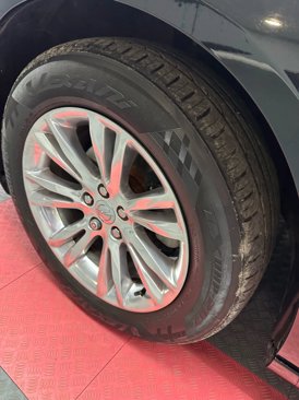 Used 2016 Chrysler 300 Limited image 32