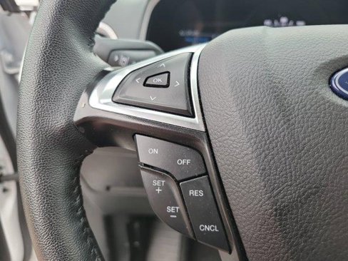 Used 2024 Ford Edge SEL image 24