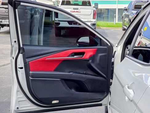 Used 2025 Toyota Camry XSE image 28