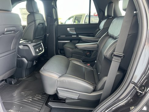 New 2025 Ford Expedition Tremor image 18