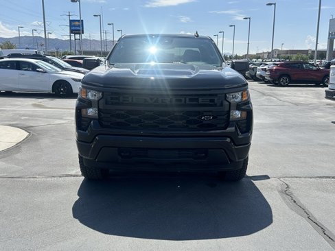Certified 2024 Chevrolet Silverado 1500 Custom w/ LPO, Dark Essentials Package image 3